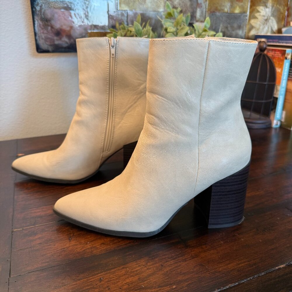 Cream Short Boots size 9